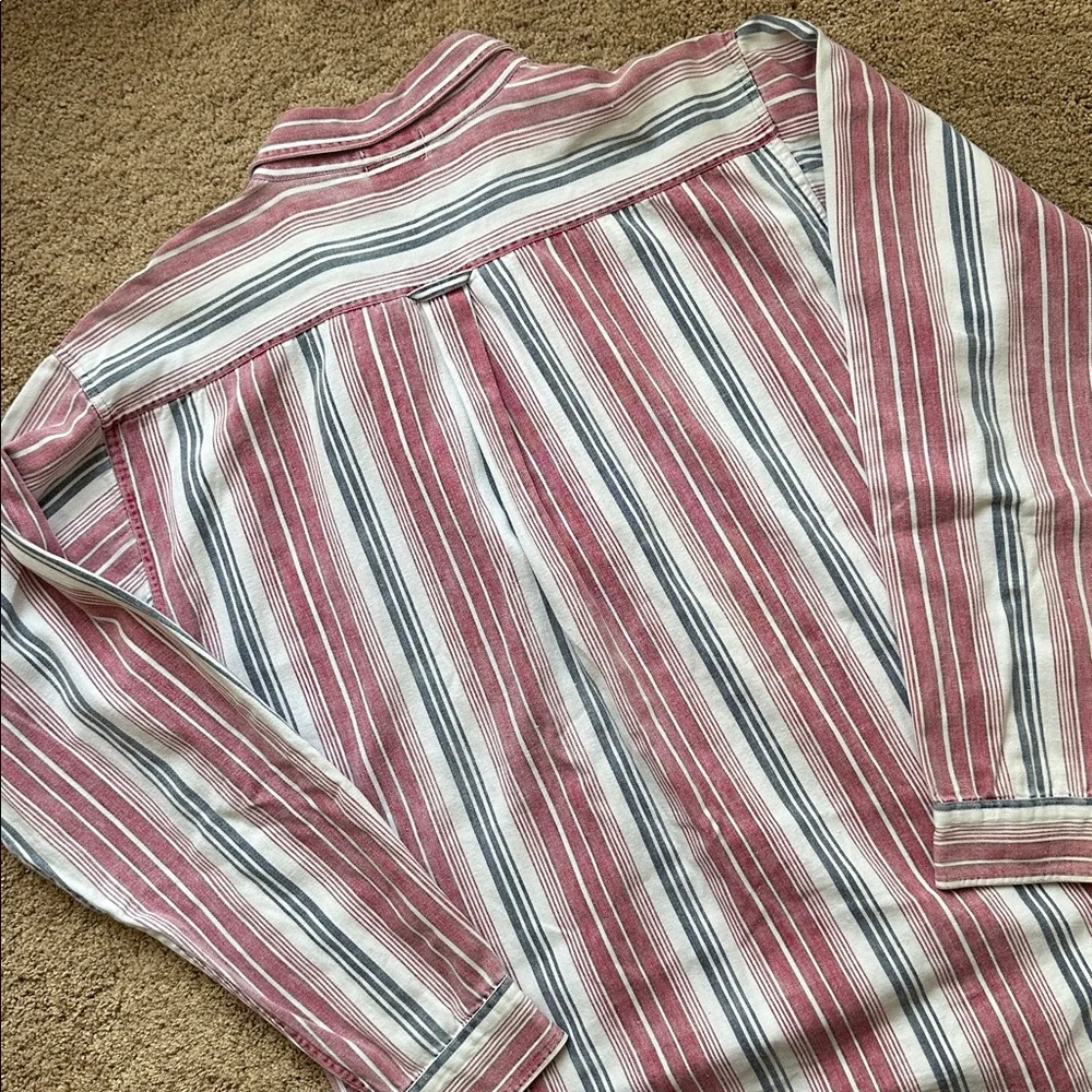 Ash Creek Trading Striped Denim Button Down Shirt - Picture 7 of 8
